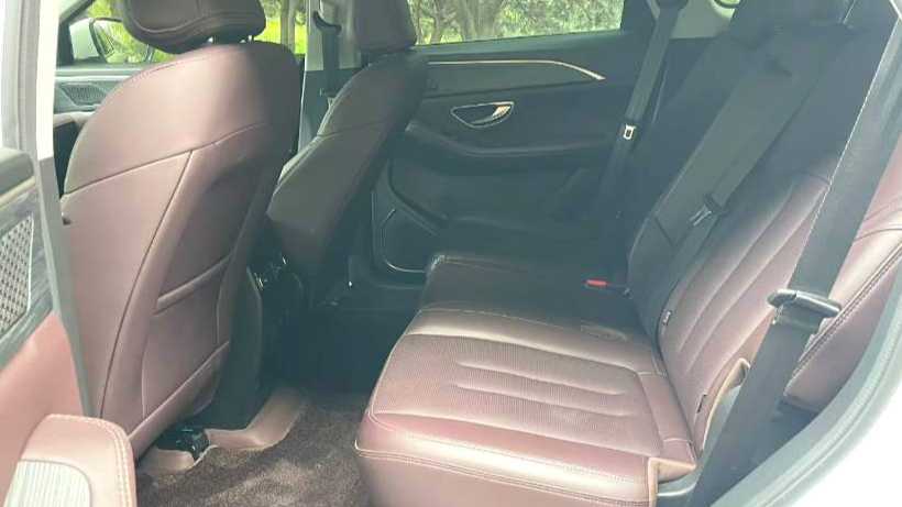 JETOUR X90 PLUS 2024 1.6TD DCT Family Fun Edition 7-seater