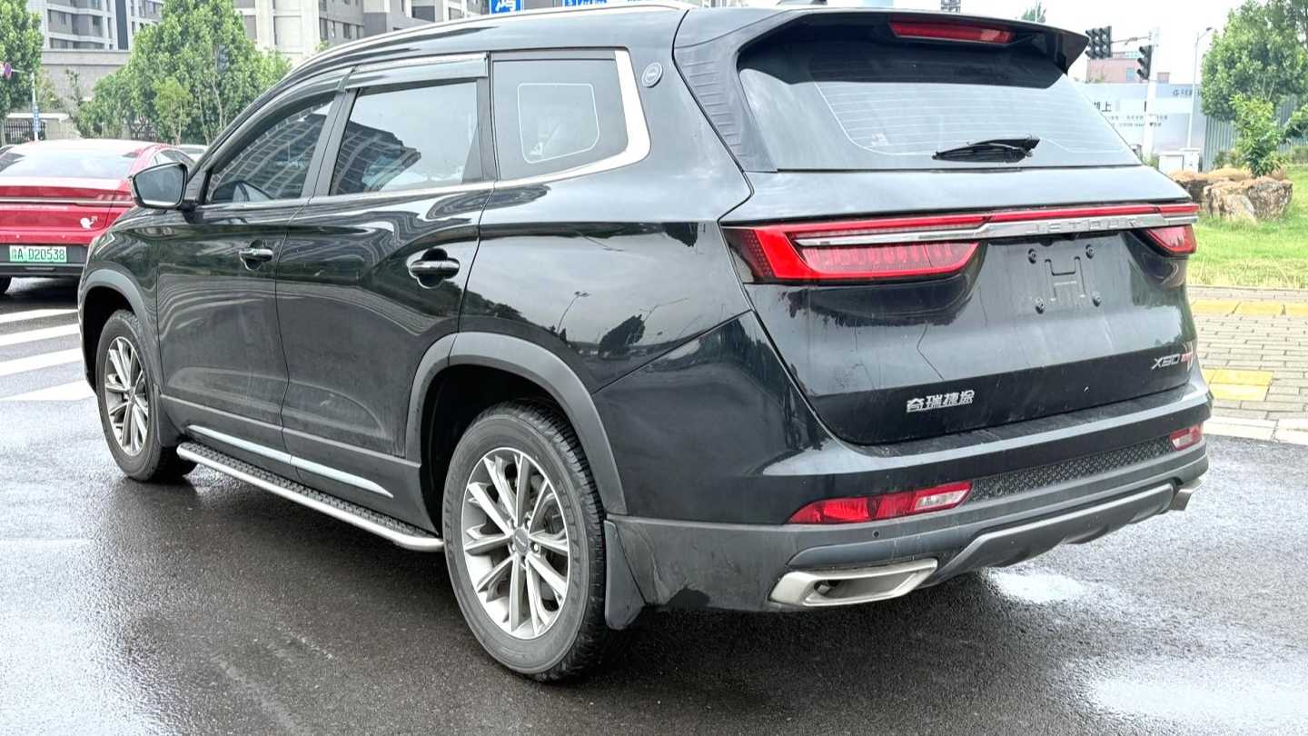 JETOUR X90 PLUS 2024 1.6TD manual villa PRO 7-seater