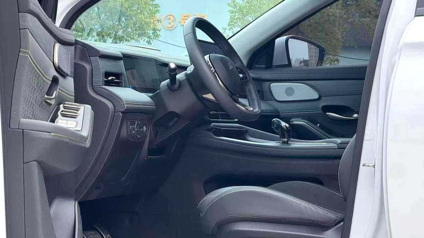 JETOUR X90 C-DM 2025 精英版 7座