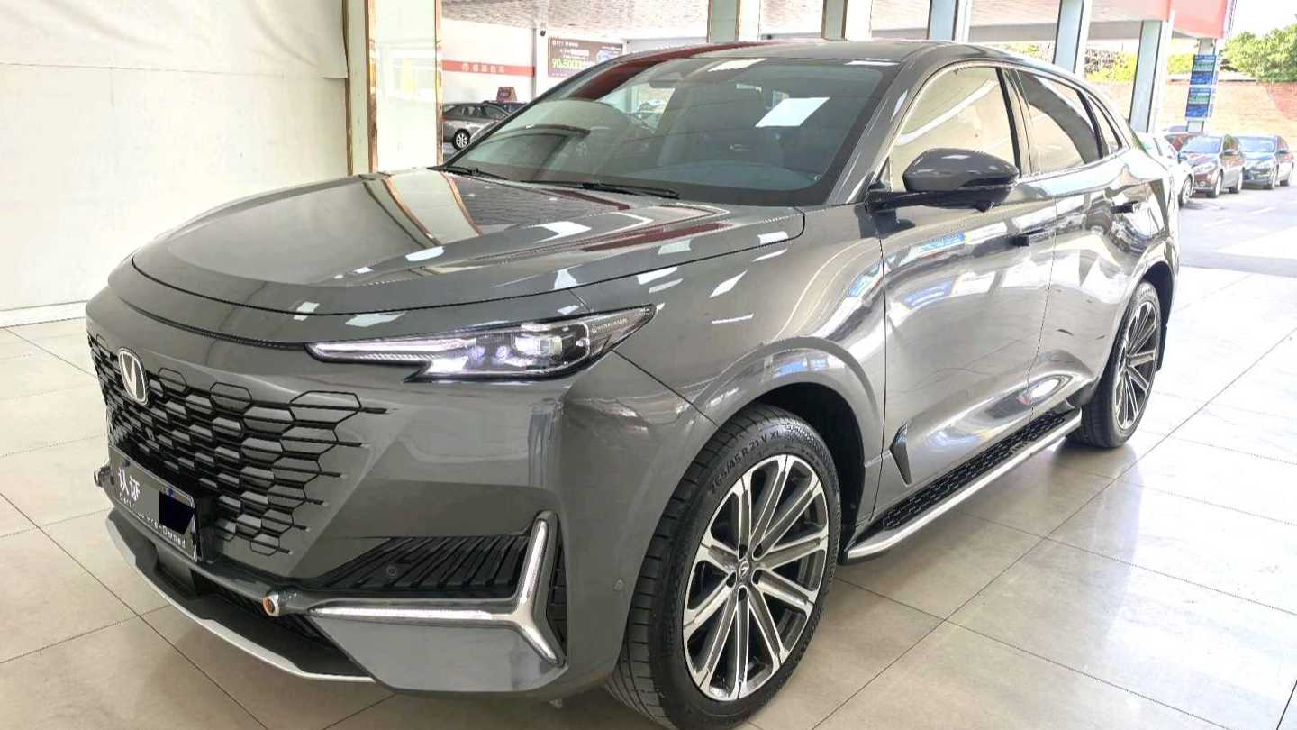 Changan UNI-K 2023 2.0T two wheel drive Yueling model