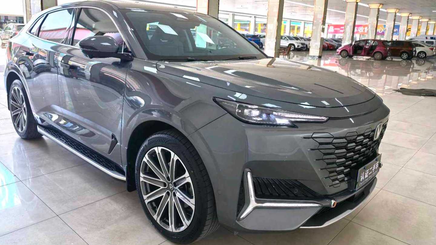 Changan UNI-K 2023 2.0T two wheel drive Yueling model