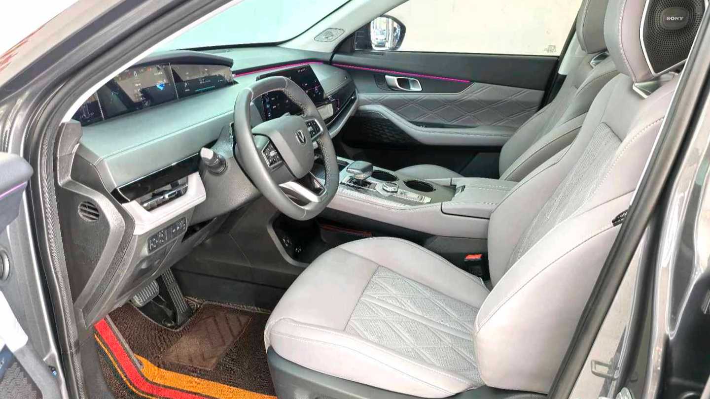 Changan UNI-K 2023 2.0T two wheel drive Yueling model