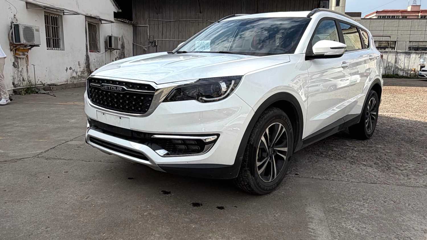 JETOUR X70S 2022 1.5T DCT Vitality Edition 7-seater