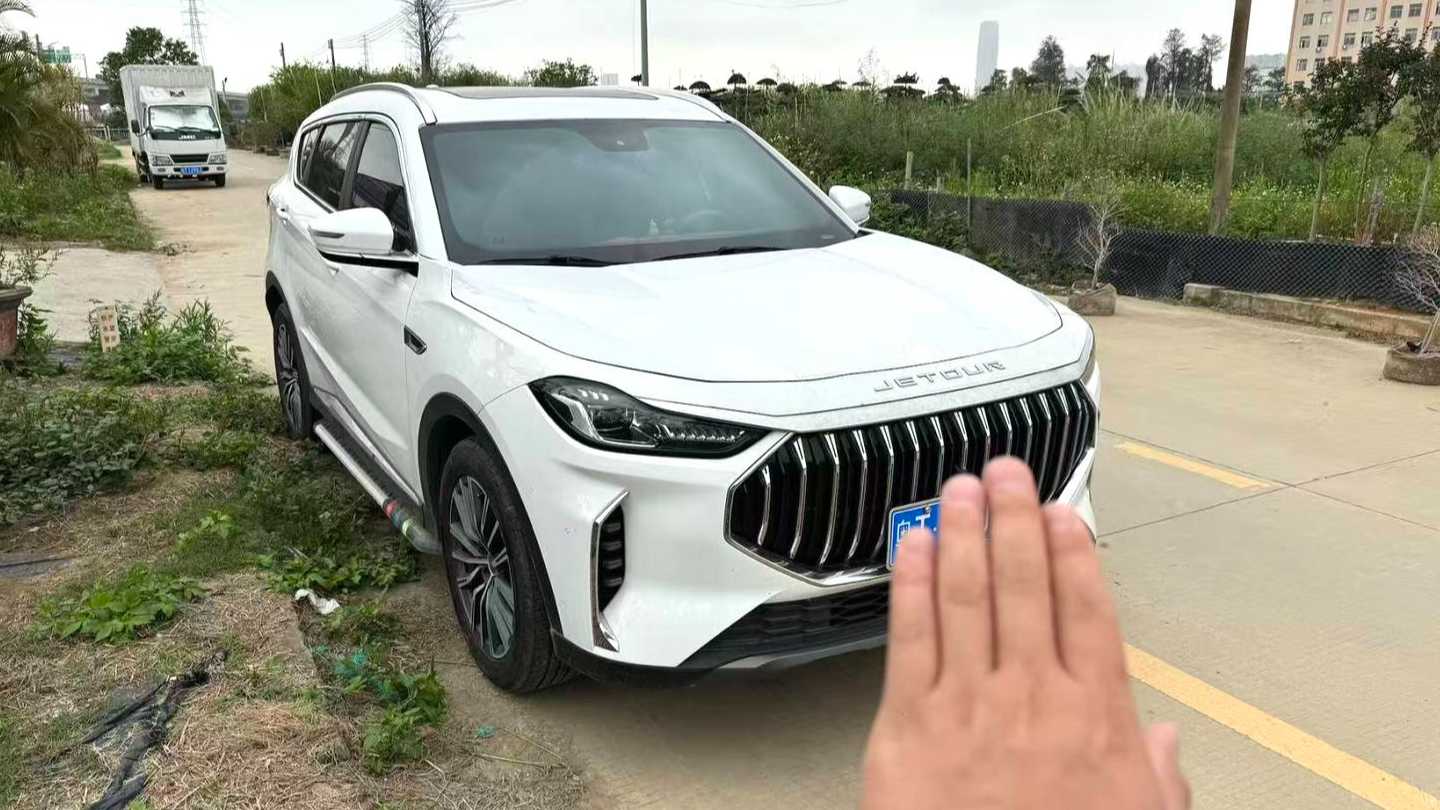 JETOUR X70 PLUS 2025 Champion Edition 1.5T DCT Champion MAX 5-seater
