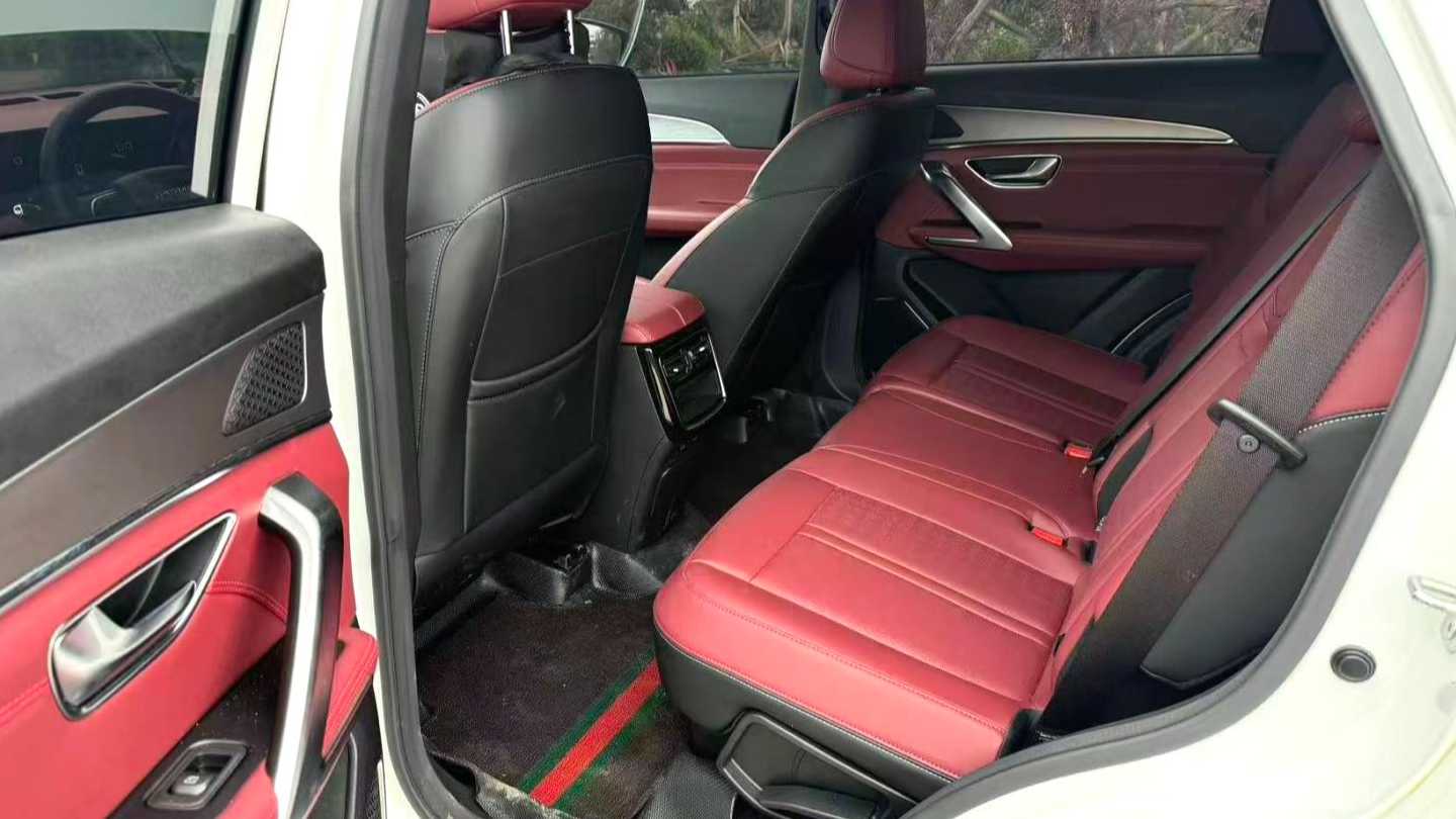 JETOUR X70 PLUS 2025 Champion Edition 1.5T DCT Champion MAX 5-seater
