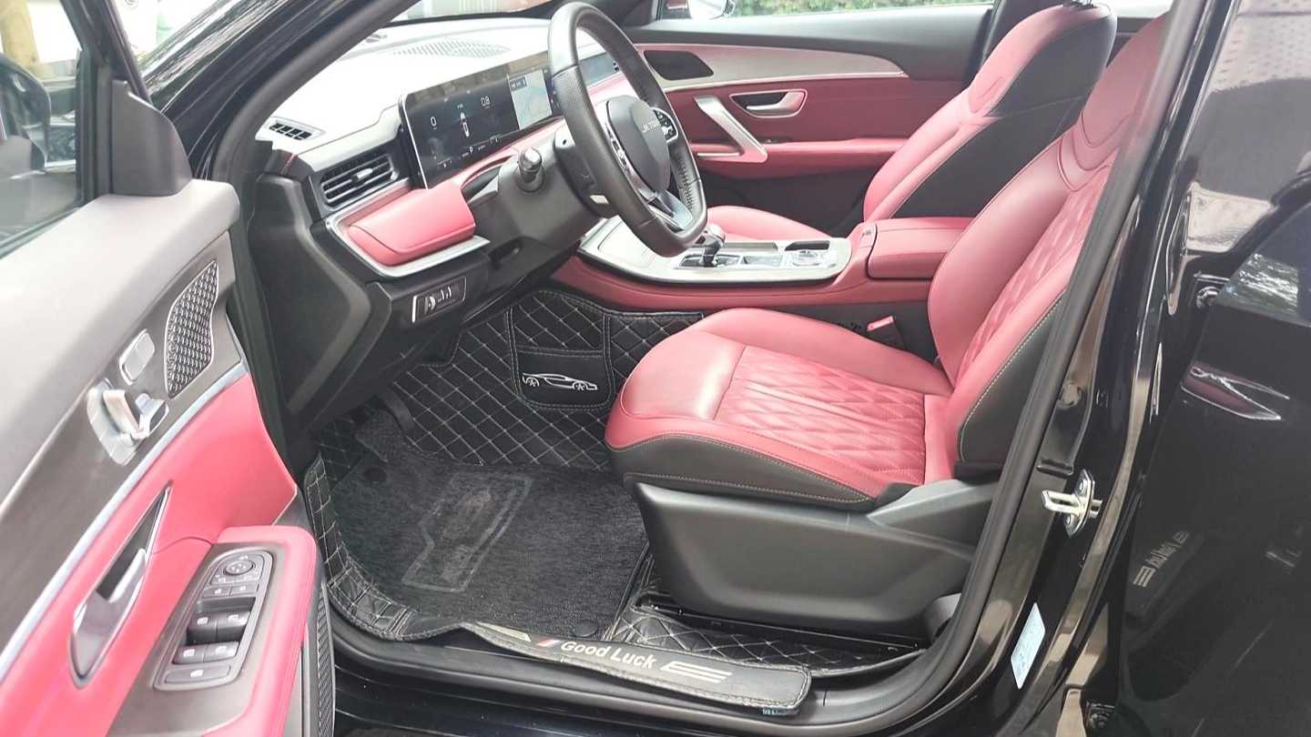 JETOUR X70 PLUS 2024 1.6T DCT Super Enjoy Edition 5-seater