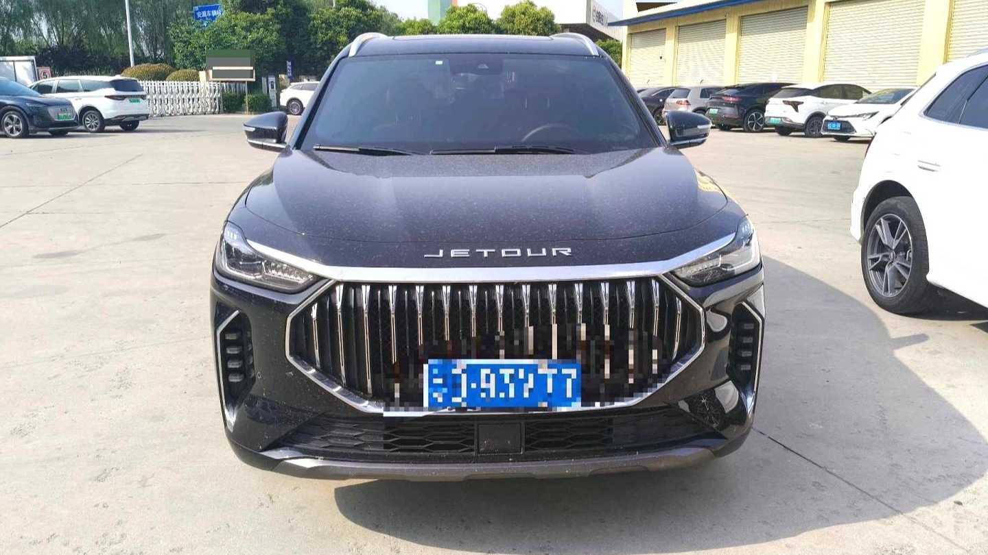 JETOUR X70 PLUS 2023 1.6T DCT Strongman PLUS 5-seater