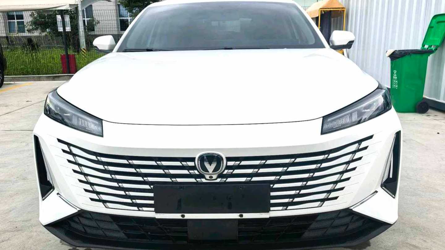 Changan EADO 2025 Blue Whale 1.5T 500Bar Prestige Type