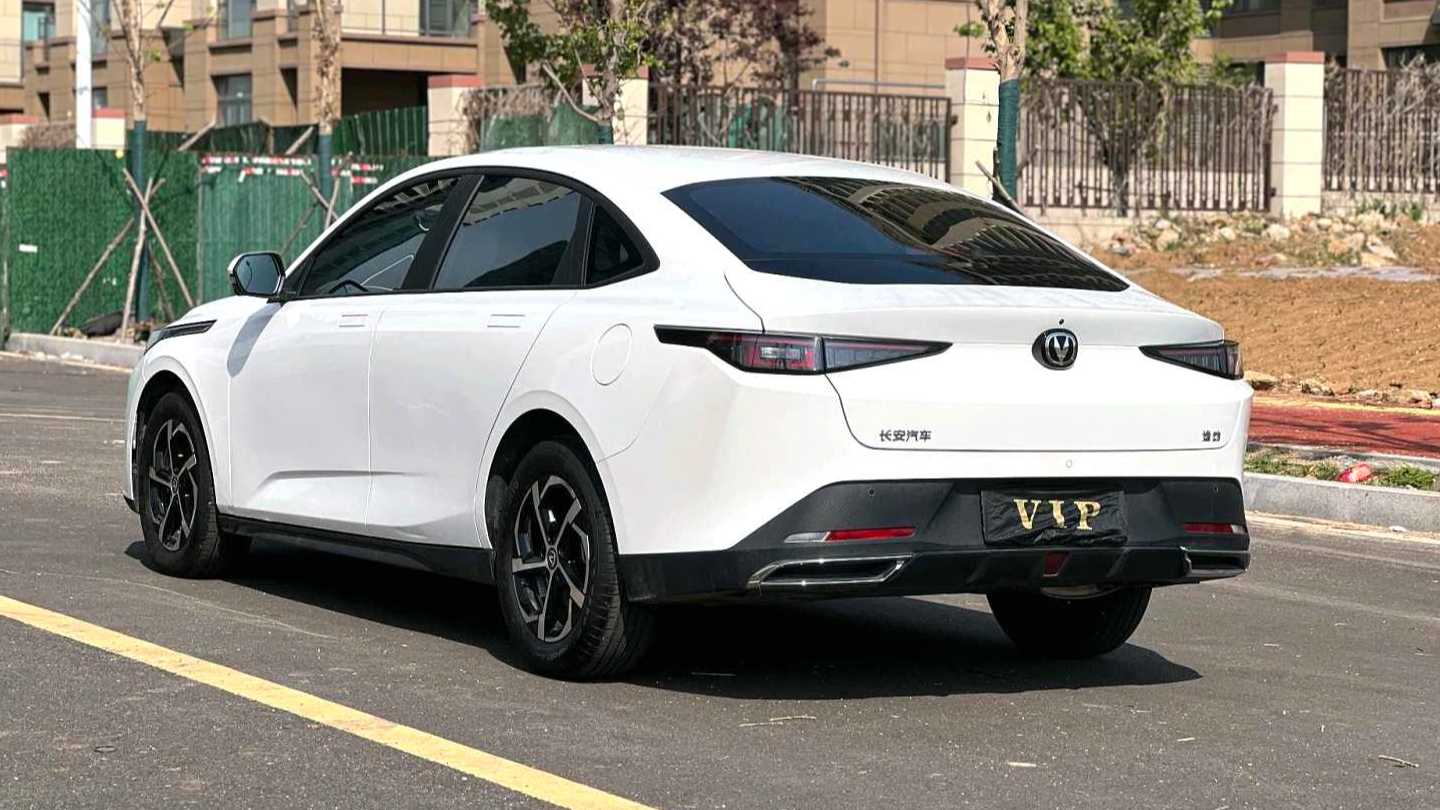 Changan EADO 2024 1.5T GDI Automatic Enjoyment Edition