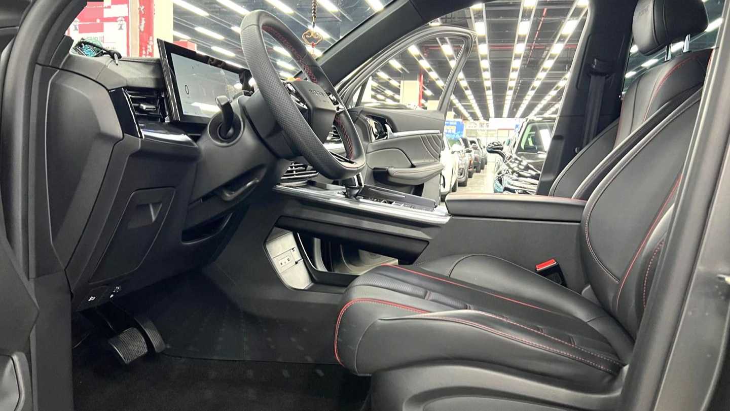 ROEWE RX5 MAX 2022 2.0T Automatic Honor Edition