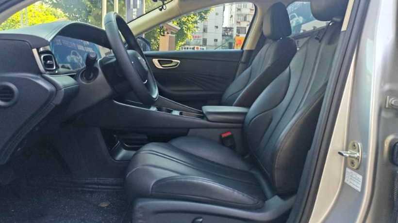 ROEWE D7 2025 DMH 125km World Championship Edition