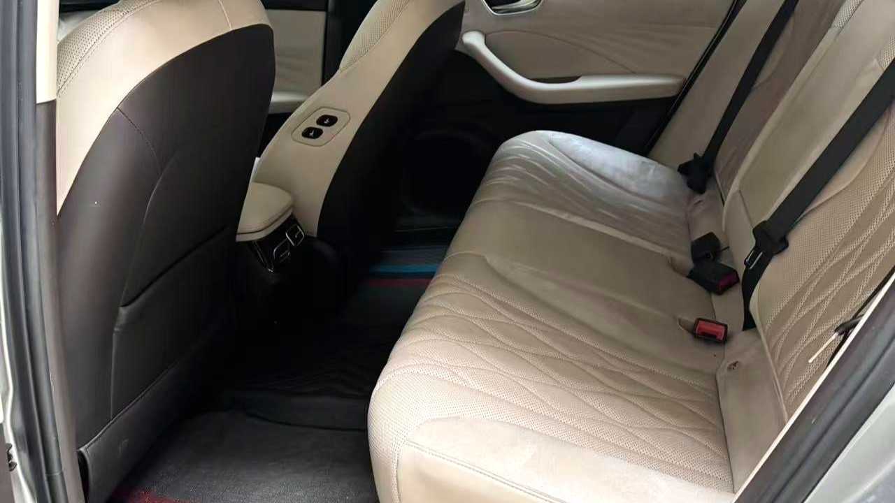 ROEWE D7 2023 EV 510km Rear Drive Excellence Edition