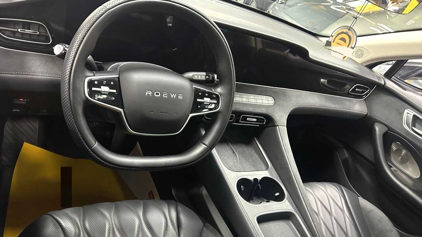 ROEWE D7 2023 DMH 125km Flagship Edition