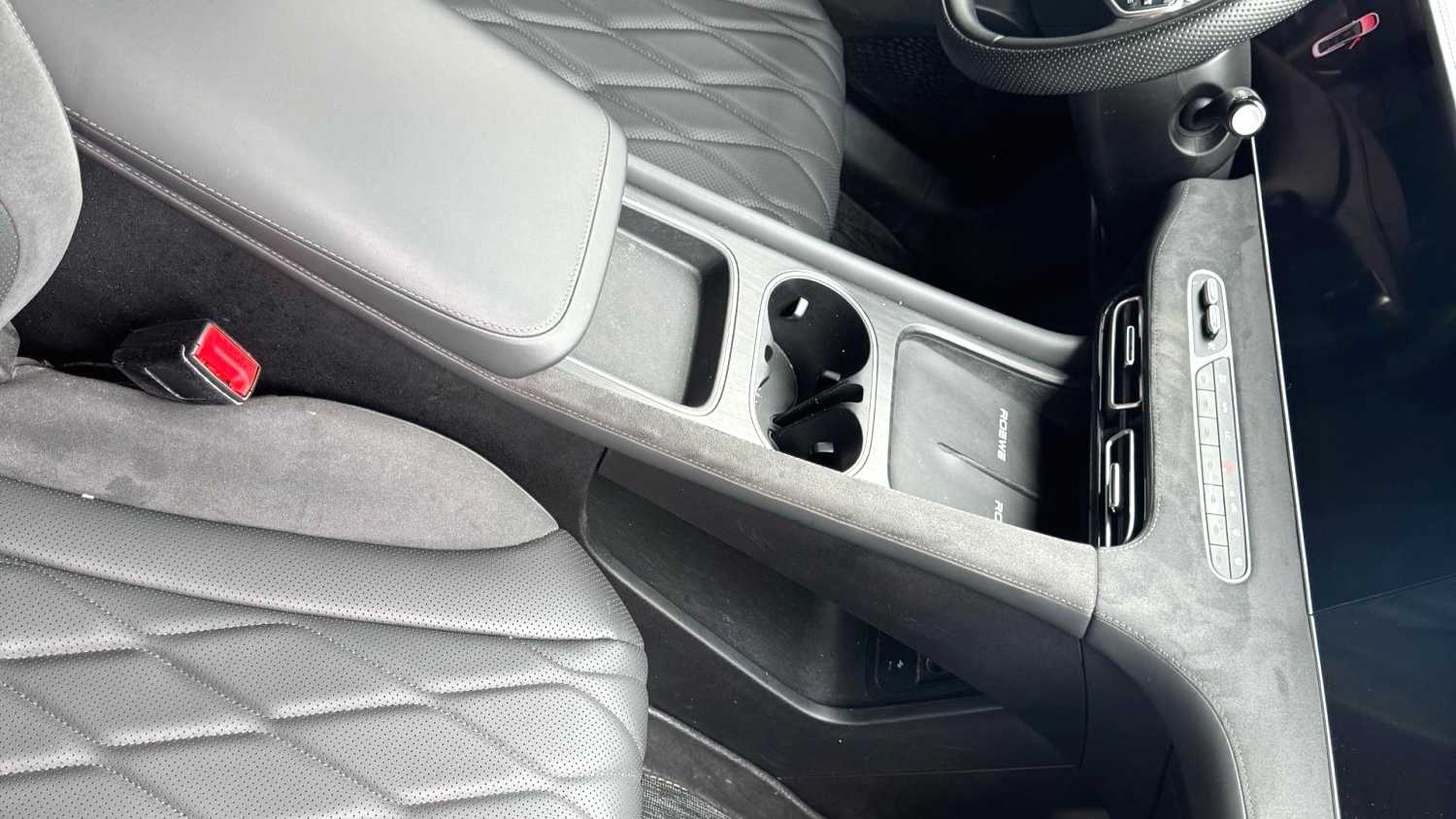 ROEWE D7 2023 EV 510km Rear Drive Excellence Edition