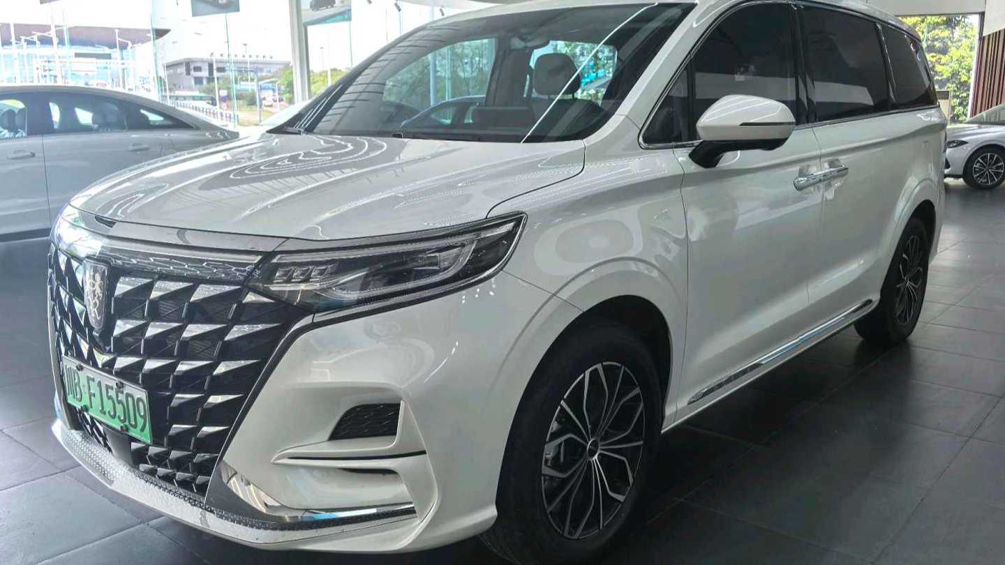 ROEWE iMAX8 2025 1.5T DMH Land Premium Edition