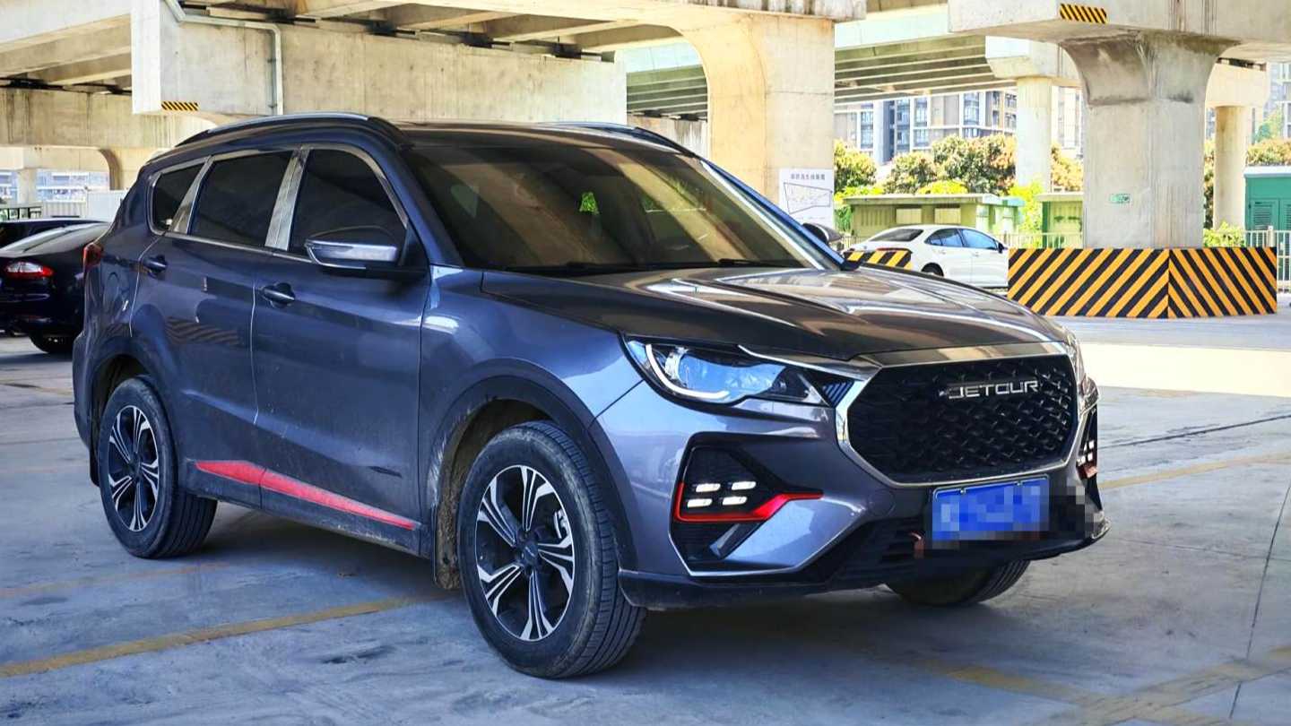 JETOUR X70 2023 1.5T DCT Dream Edition 7-seater