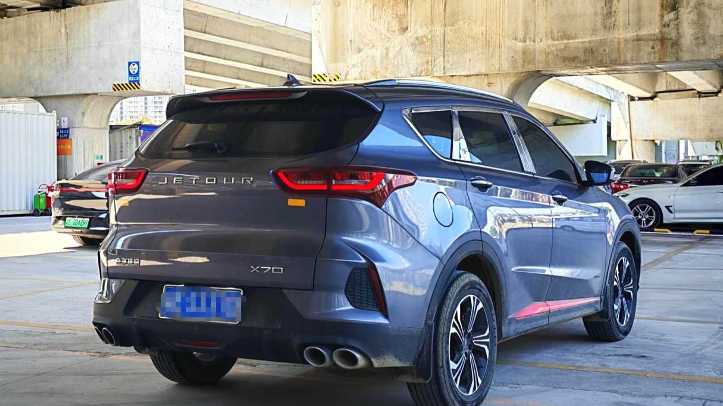 JETOUR X70 2023 1.5T DCT Dream Edition 7-seater