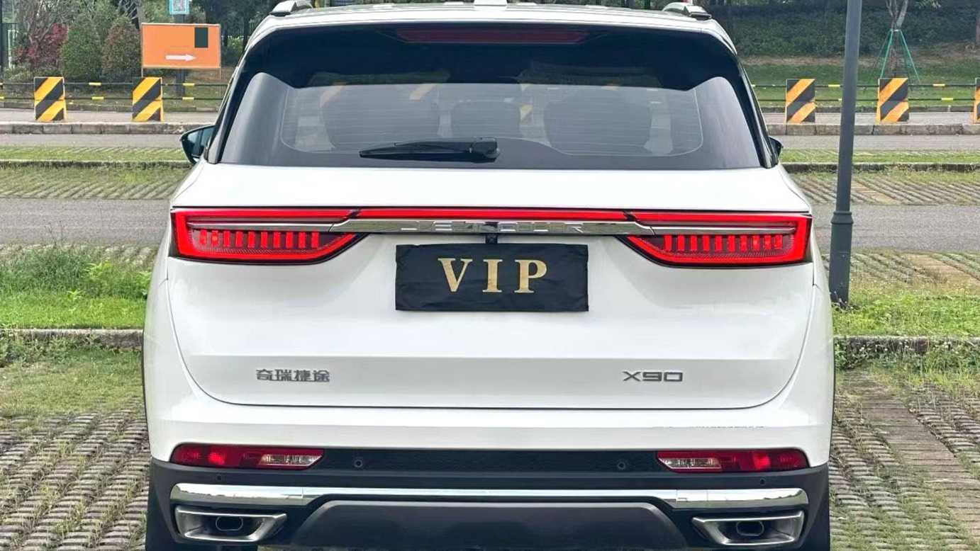 JETOUR X90 2023 Zilong 2.0T DCT Constant Victory Edition 7-seater