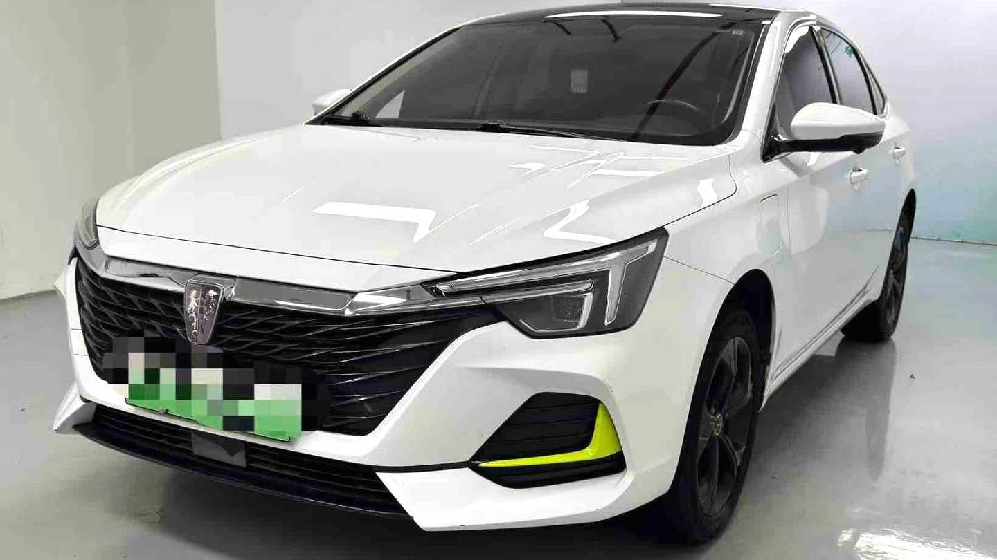 ROEWE i6 MAX 2022 EV 600 Skyroof Premium Edition