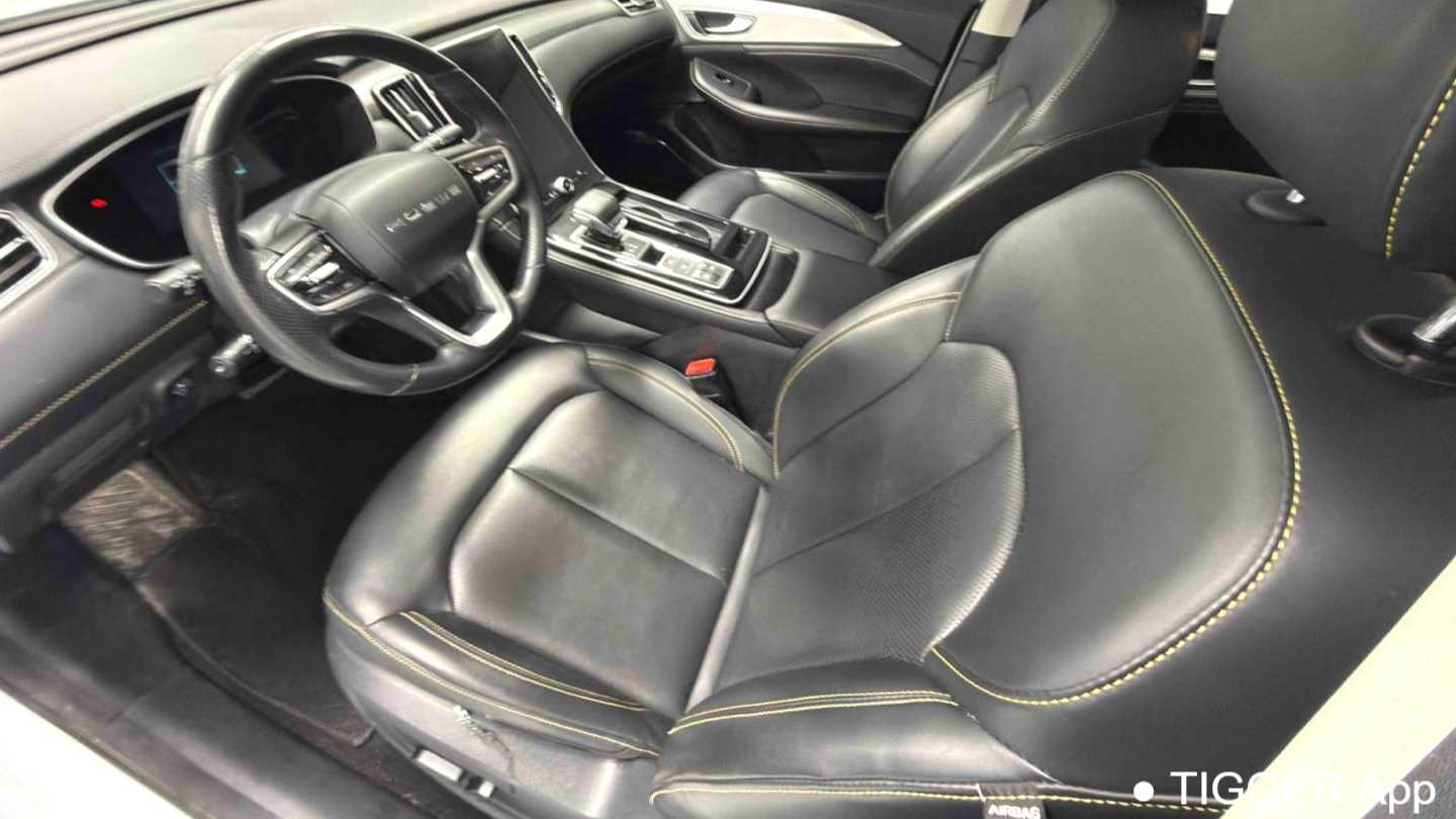 ROEWE i6 MAX 2022 EV 600 Skyroof Premium Edition