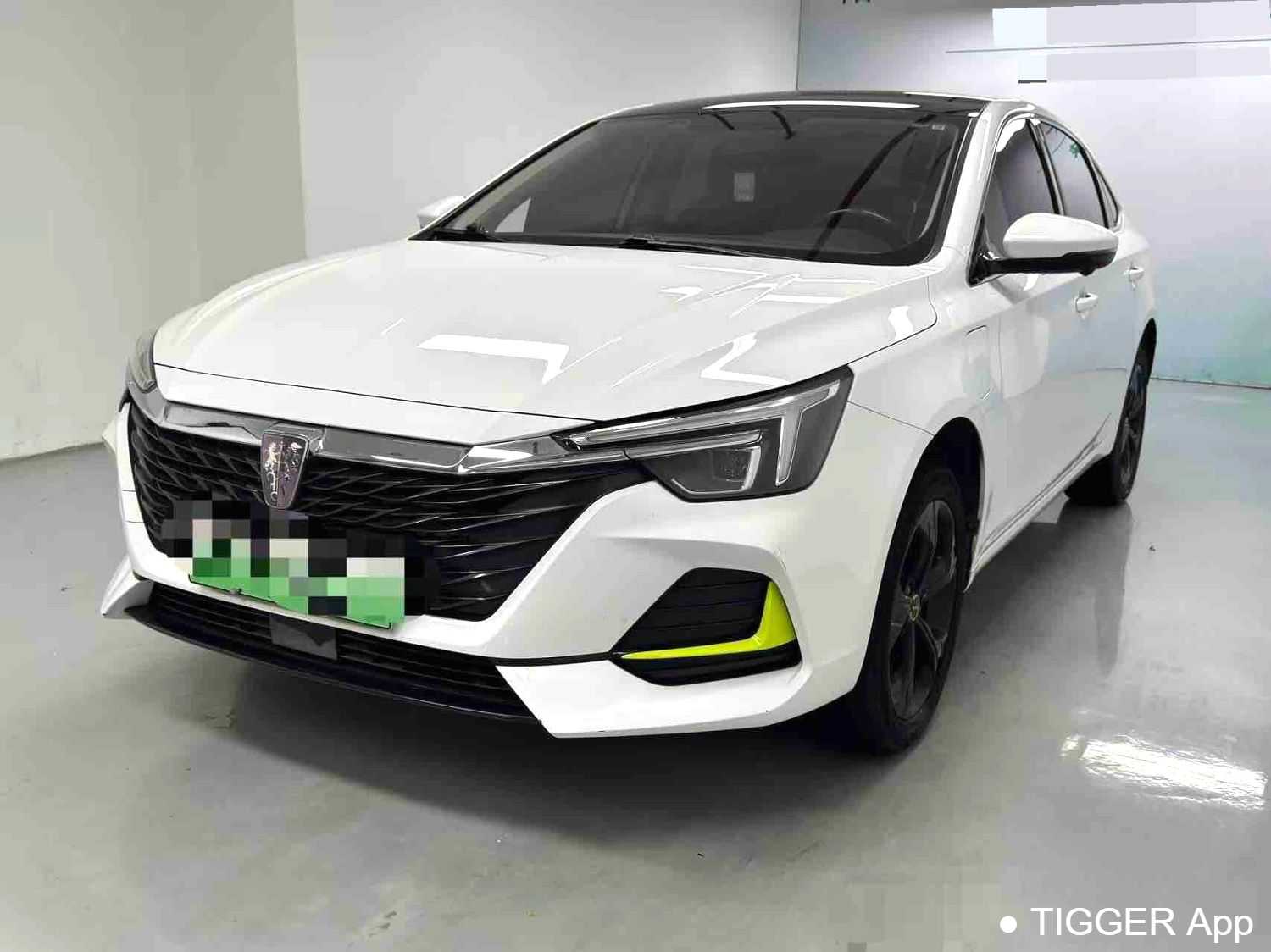 Used ROEWE i6 MAX 2022 EV 600 Skyroof Premium Edition