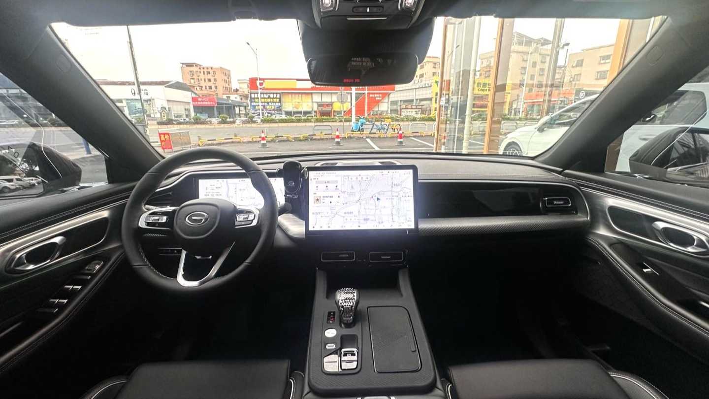 GAC GS8 2025 Navigation Series 2.0TGDI 2WD Luxury Edition 5-seater