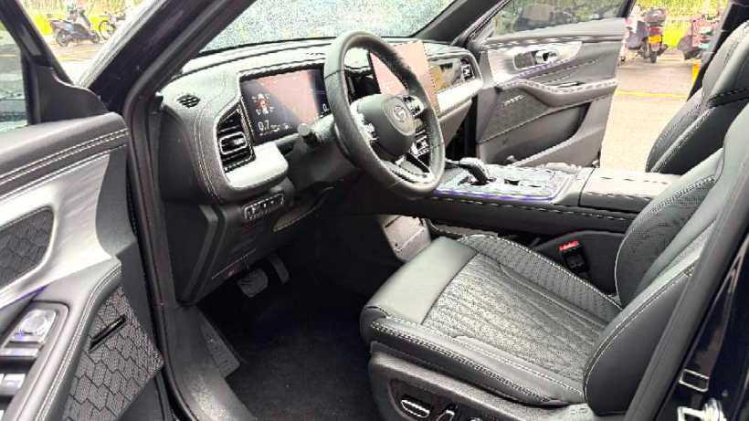GAC GS8 2024 Navigation series 2.0TGDI two wheel drive luxury intelligent con