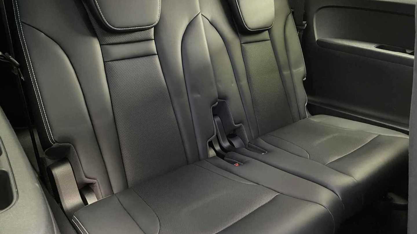 GAC GS8 2022 NOA 2.0TGDI 2WD Luxury Smart Connection Edition (Seven Seater)