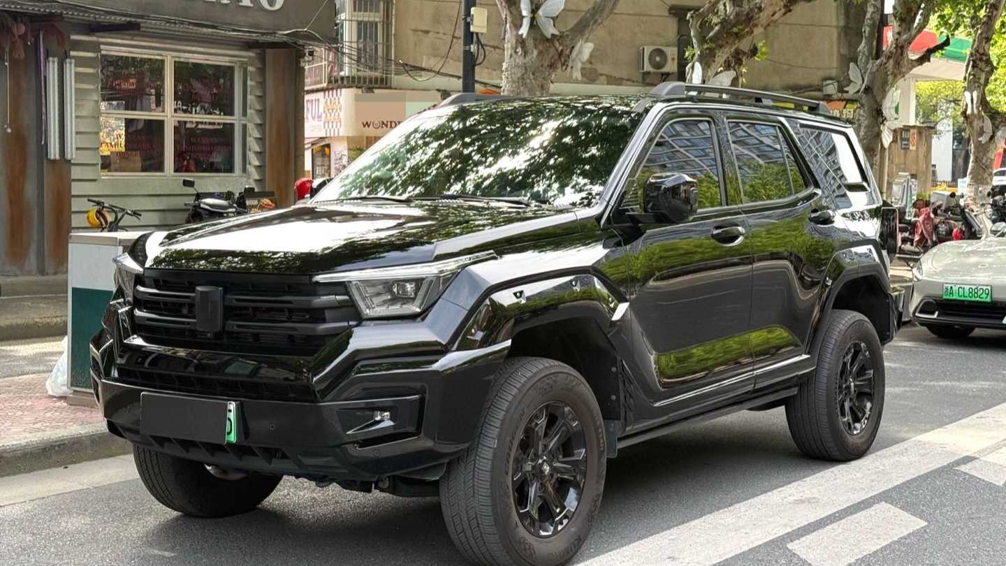 TANK 400 2024 Hi4-T Off road Edition