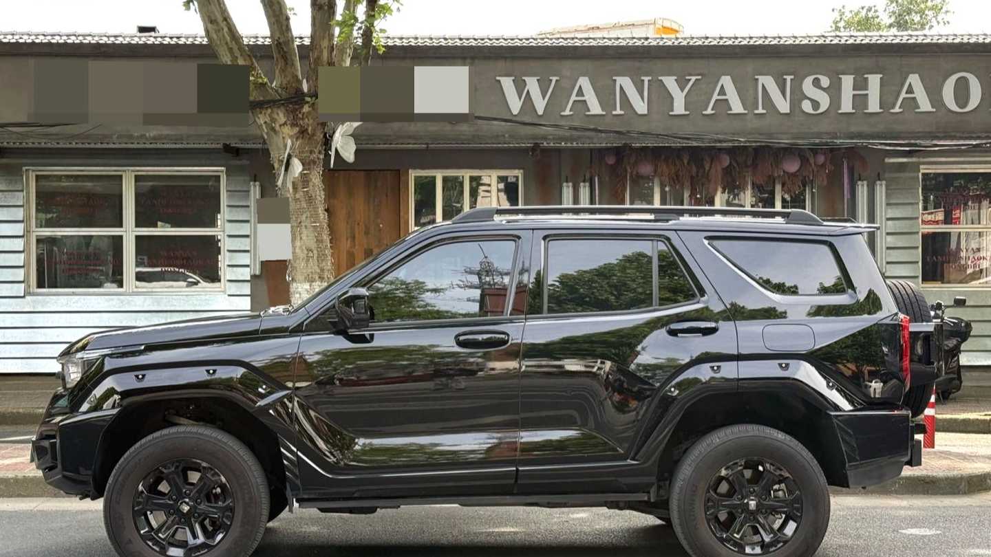 TANK 400 2024 Hi4-T Off road Edition