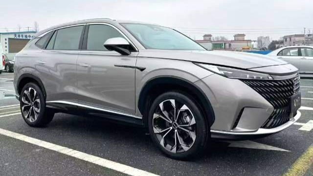 ROEWE RX5 2023 1.5T Luxury Sliding Screen Edition