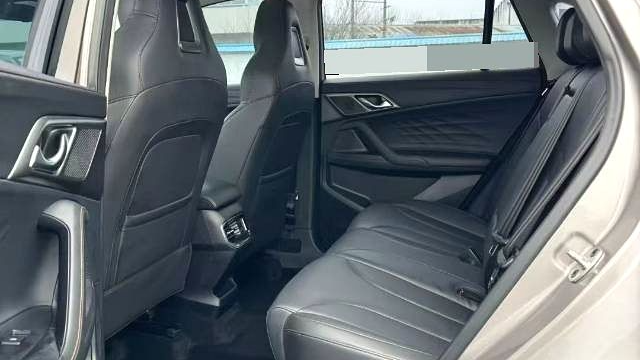 ROEWE RX5 2023 1.5T Luxury Sliding Screen Edition