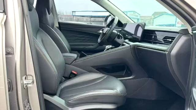 ROEWE RX5 2023 1.5T Luxury Sliding Screen Edition