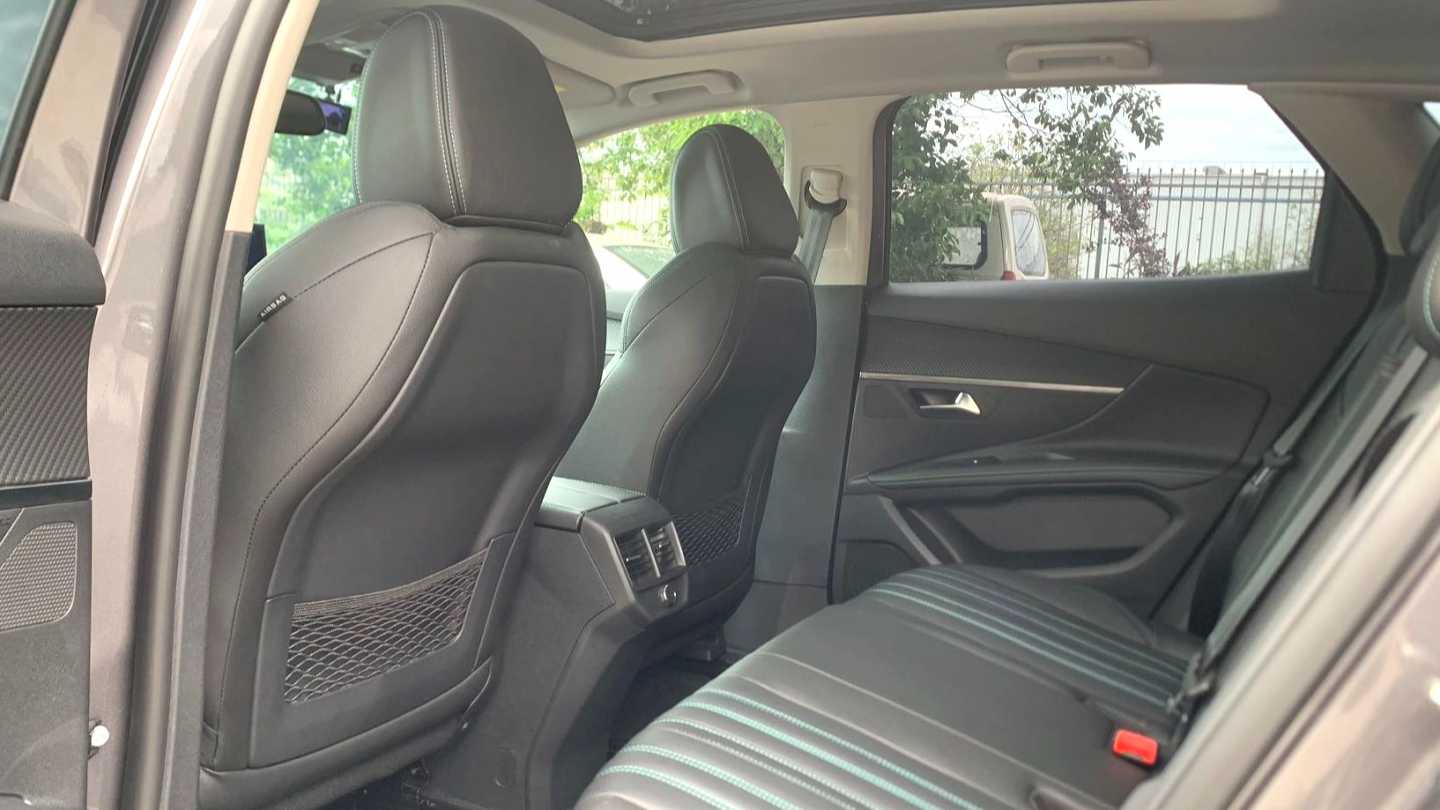 PEUGEOT 4008 2023 400THP Technology Edition