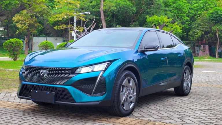 PEUGEOT 408X 2023 Gravity version