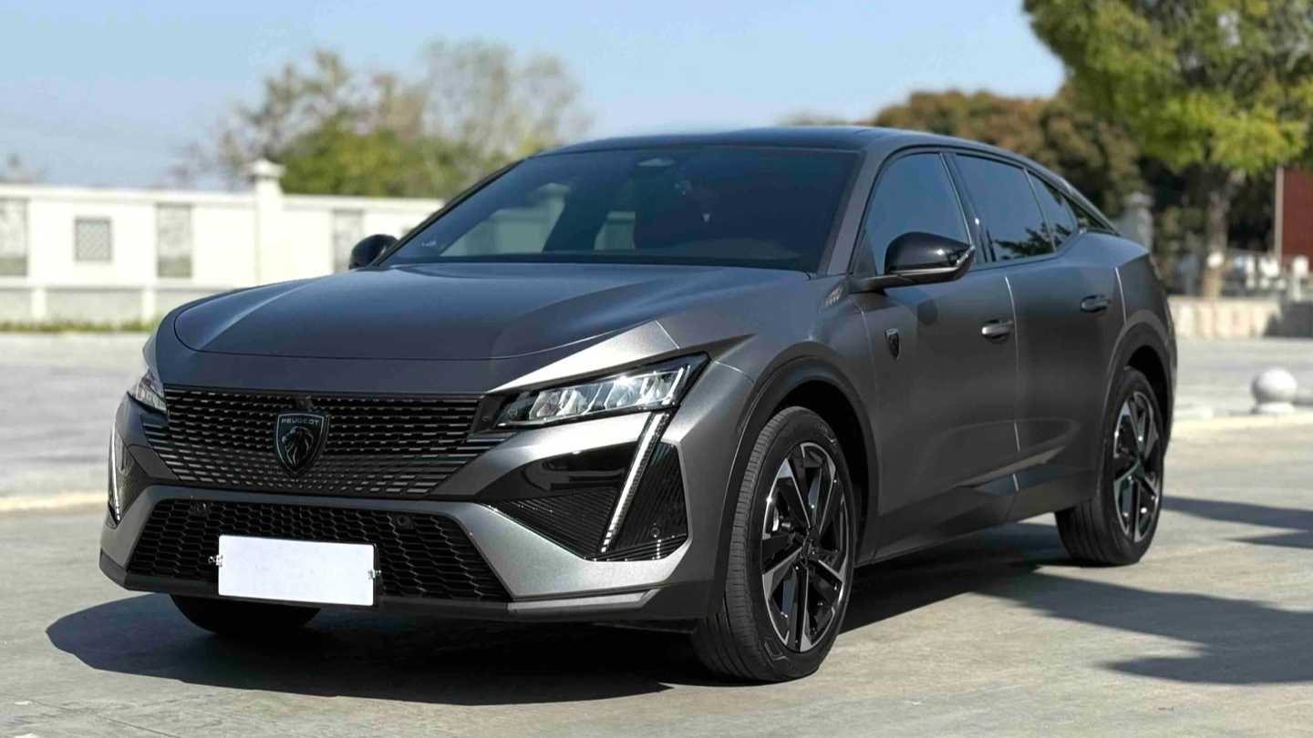 PEUGEOT 408X 2023 Boundless version