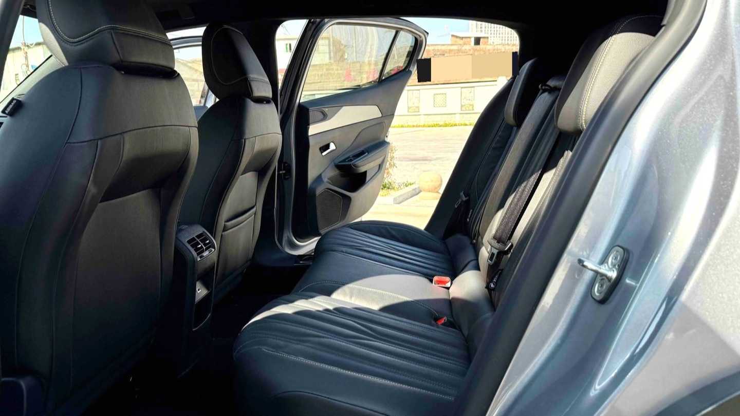 PEUGEOT 408X 2023 Boundless version