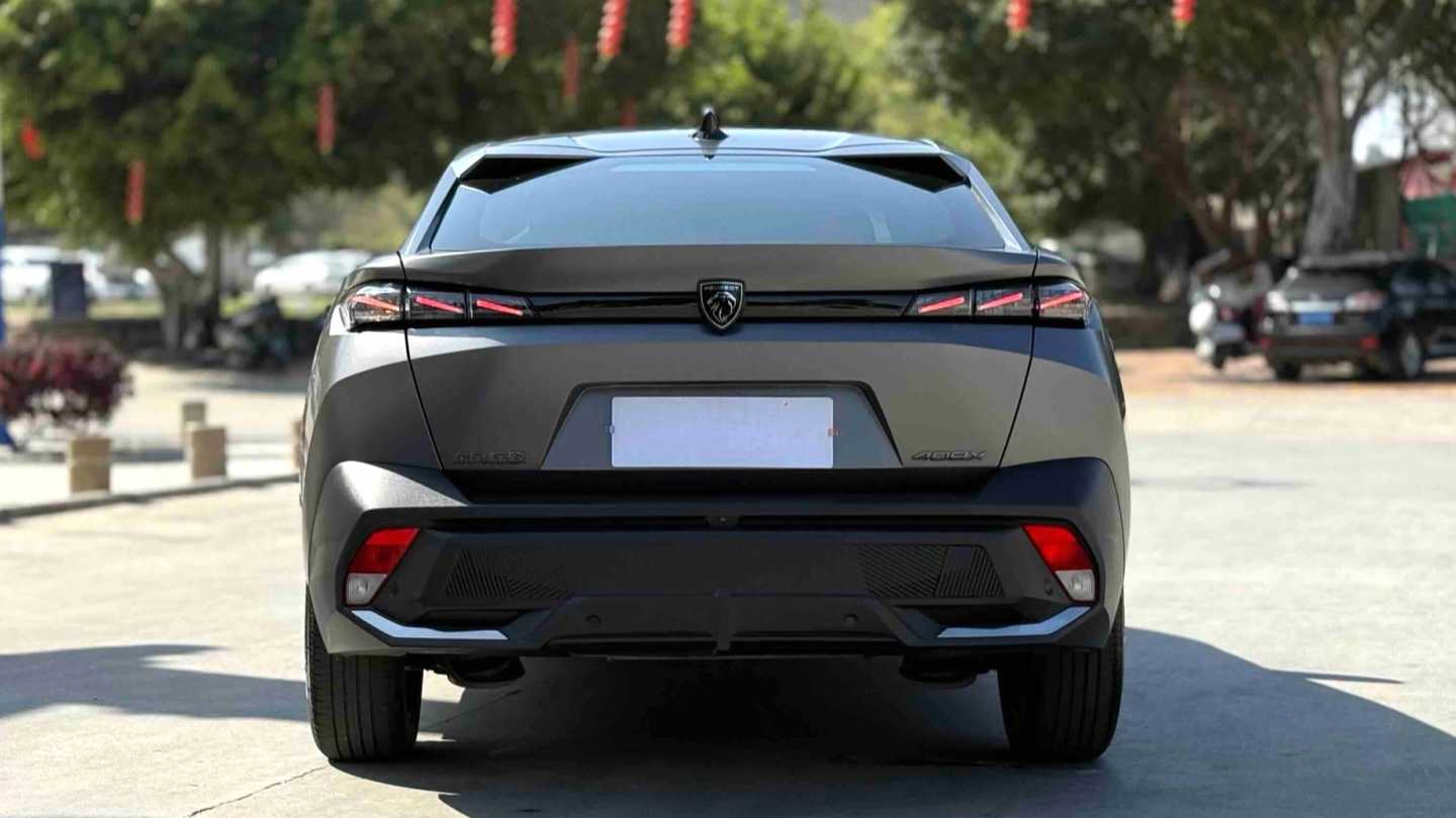 PEUGEOT 408X 2023 Boundless version