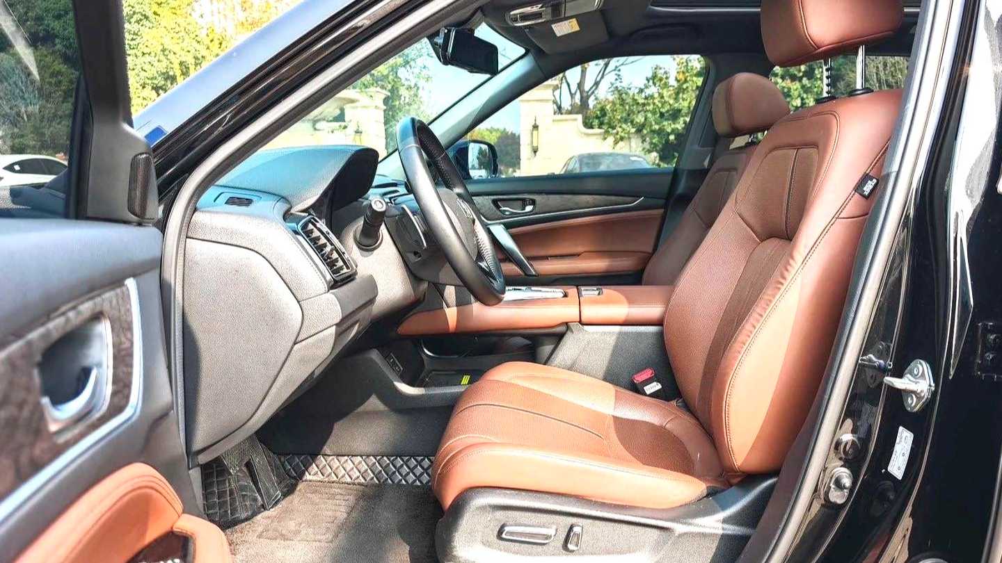 HONDA UR-V 2023 370TURBO 4WD Premium Edition