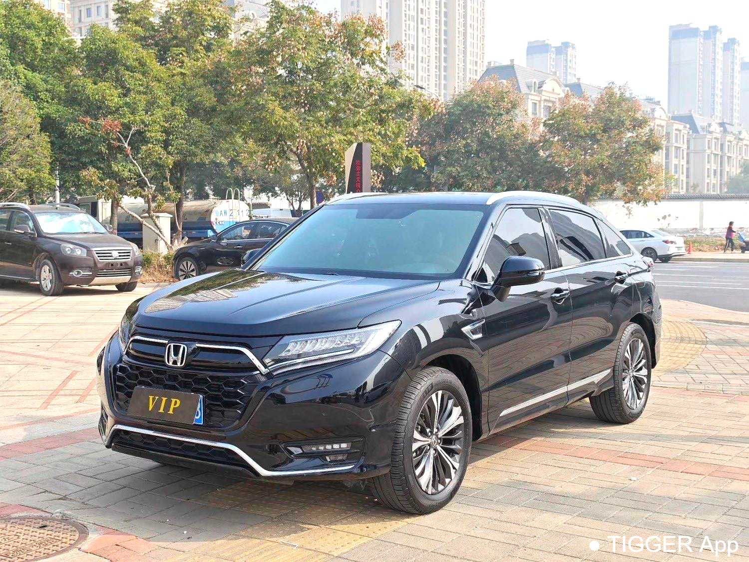 مستعمل HONDA UR-V 2023 370TURBO 4WD Premium Edition