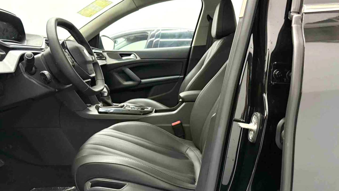 PEUGEOT 408 2022 1.6T Dream Chasing Edition