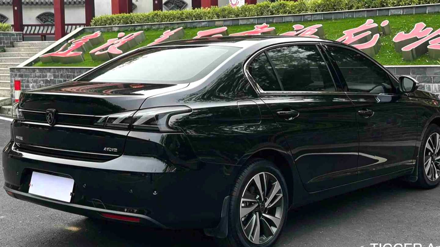 PEUGEOT 408 2022 1.6T Dream Chasing Edition