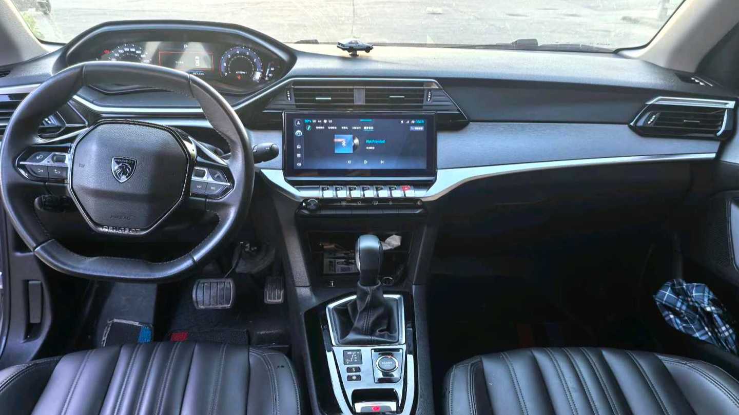 PEUGEOT 408 2022 1.6T Chasing Edition