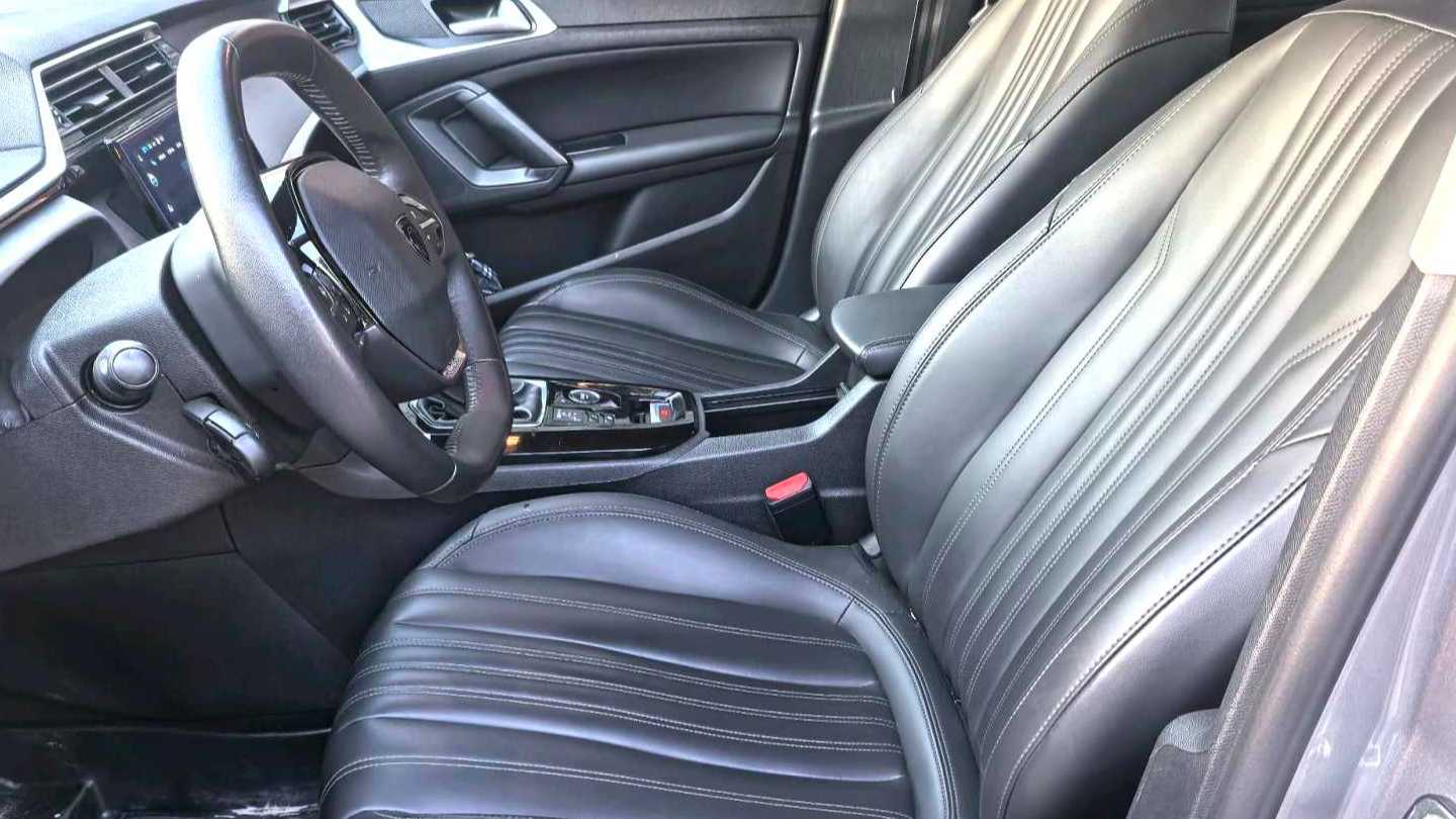 PEUGEOT 408 2022 1.6T Chasing Edition