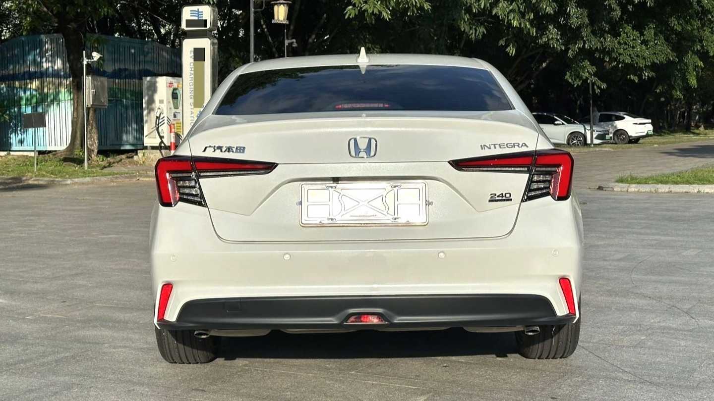 HONDA INTEGRA 2023 240TURBO CVT Luxury Edition