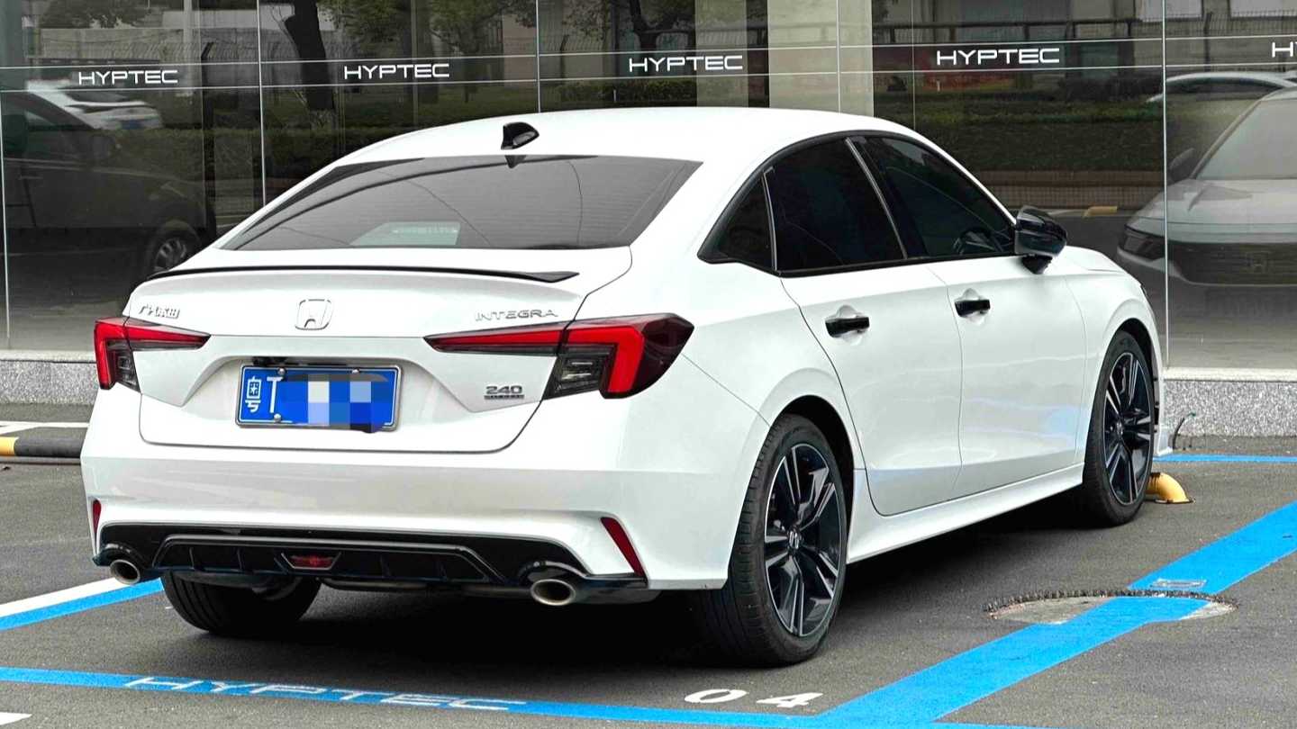 HONDA INTEGRA 2023 240TURBO CVT Phantom Night · Luxury Edition