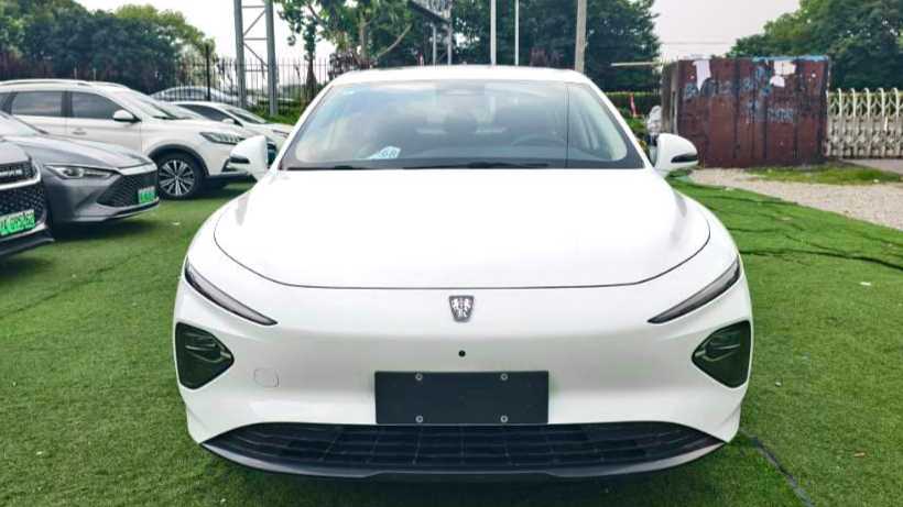 ROEWE D7 2023 EV 510km Rear Drive Flagship Edition