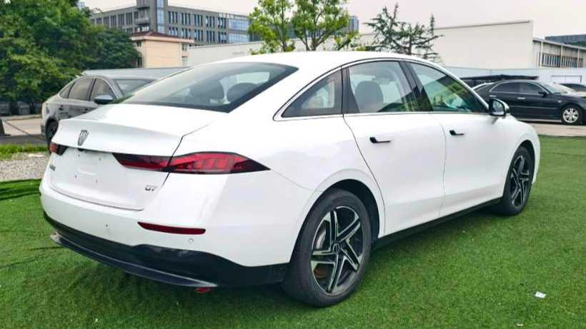 ROEWE D7 2023 EV 510km Rear Drive Flagship Edition