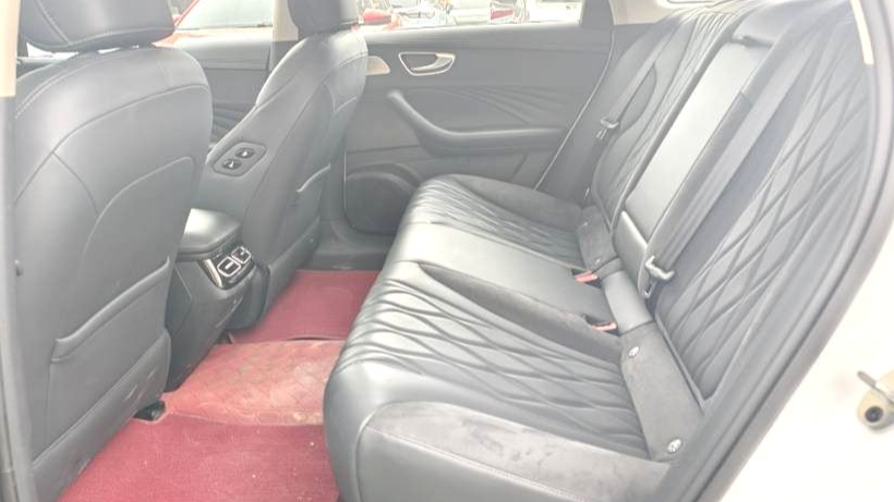 ROEWE D7 2023 EV 510km Rear Drive Flagship Edition