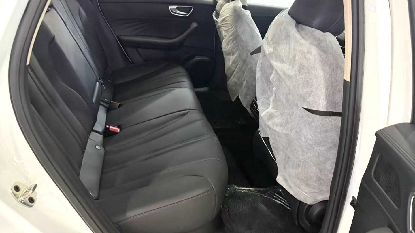 ROEWE D7 2023 DMH 125km Ultra Edition